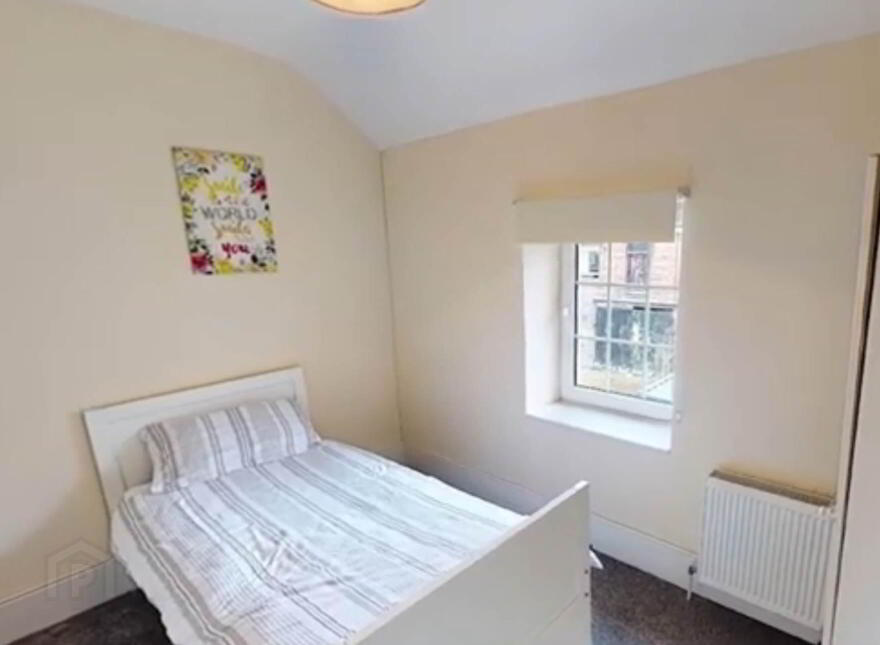 Sarsfield Street, Kilmallock, V35NT35