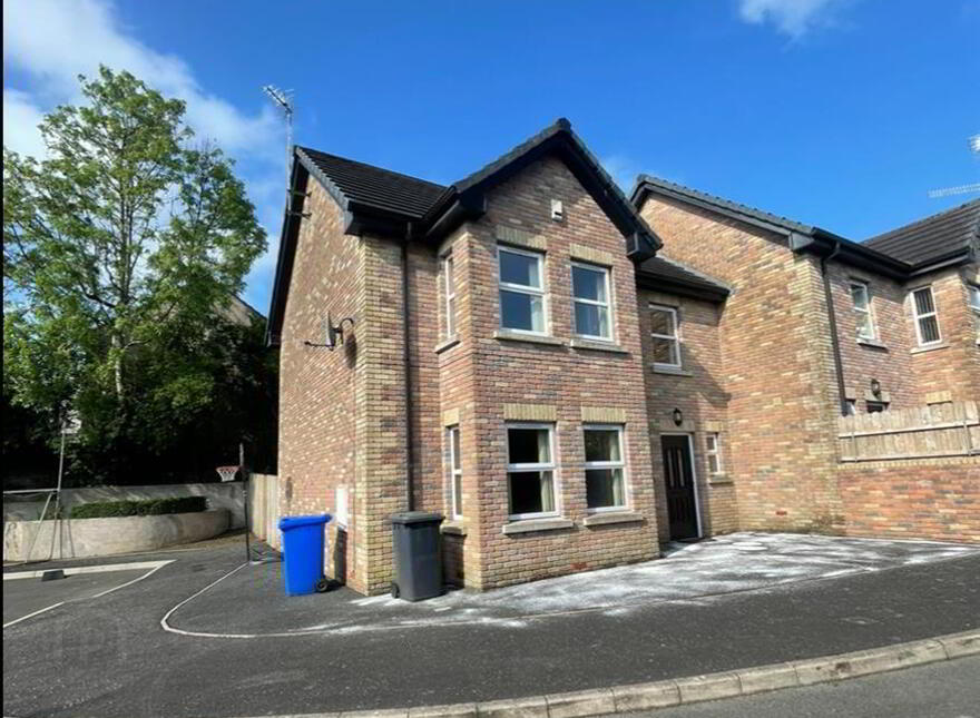 11 North Close, Stewartstown, BT71 5JY photo