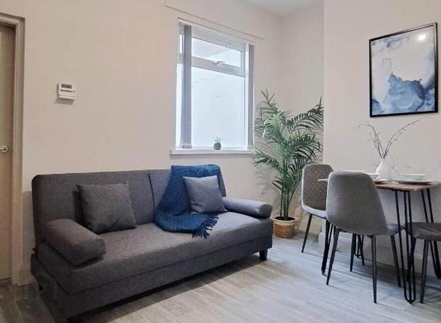 Bedroom 1, 156 Thomas Street, Portadown, Craigavon, BT62 3BD