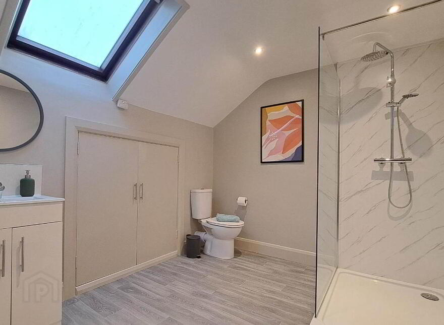 Bedroom 1, 156 Thomas Street, Portadown, Craigavon, BT62 3BD