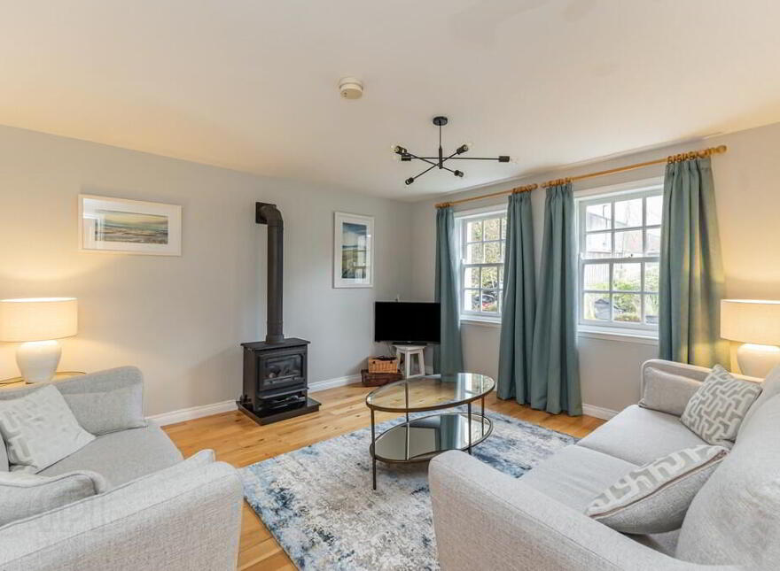 5 Church View, Hillsborough, BT26 6GN