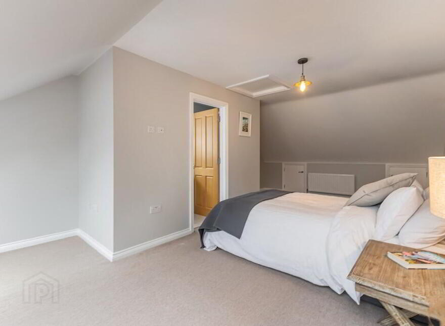 5 Church View, Hillsborough, BT26 6GN