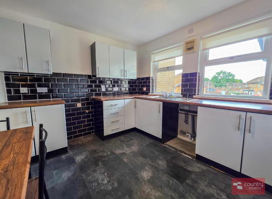 18 Carntall Rise, Newtownabbey, BT36 5UF