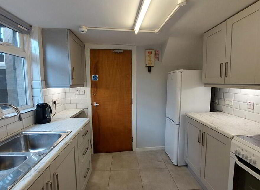 47a Sunnyside Street, Belfast, BT7 3EX