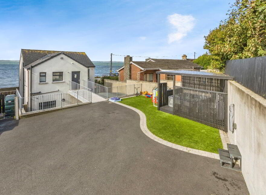 7 Shore Road, Kircubbin, Newtownards, BT22 2RP