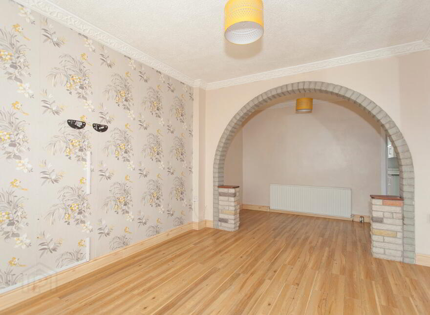 6 Glenside Parade, Crumlin Road / Ballysillan Road, Belfast, BT14 8AH