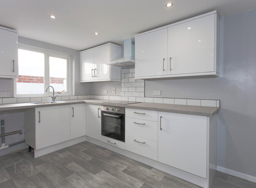 6 Glenside Parade, Crumlin Road / Ballysillan Road, Belfast, BT14 8AH