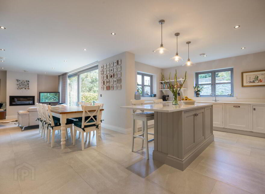 3 Martello Gate, Holywood, BT18 9GE
