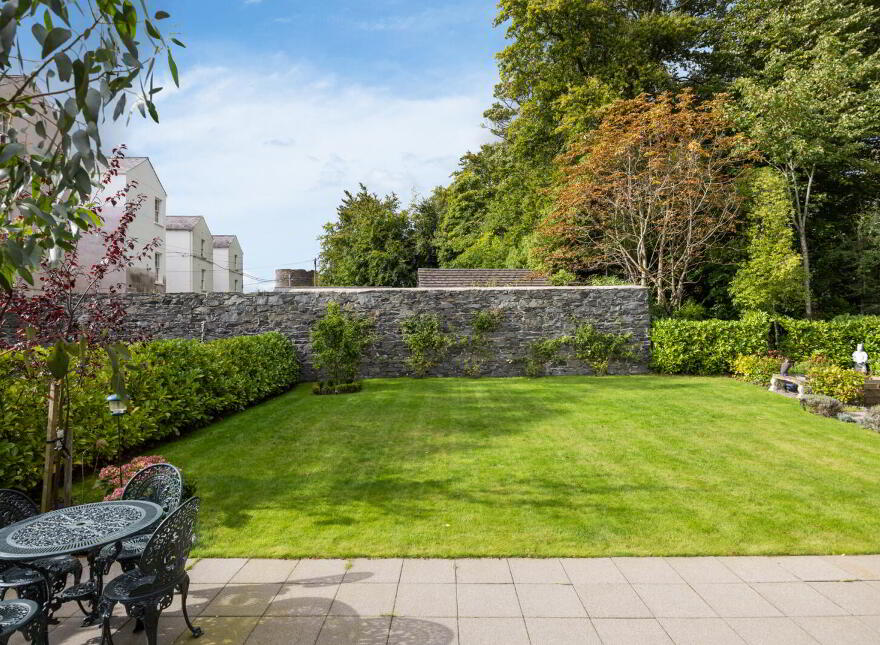 3 Martello Gate, Holywood, BT18 9GE
