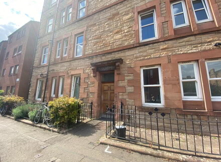 32 Bryson Road, Polwarth, Edinburgh, EH11 1DX