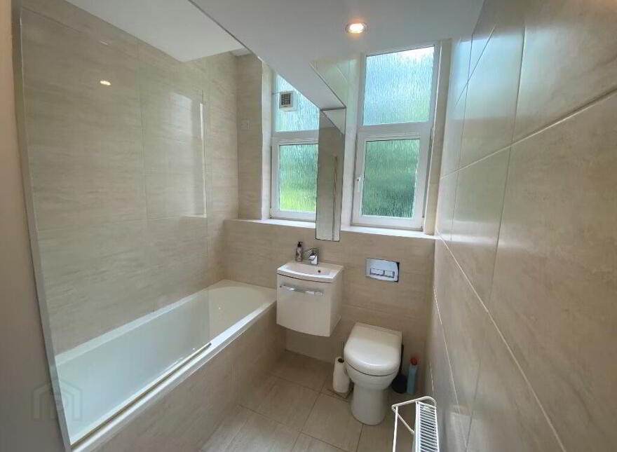 32 Bryson Road, Polwarth, Edinburgh, EH11 1DX