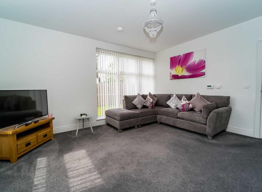 9 Meadow Place, Lisburn, BT28 3JQ