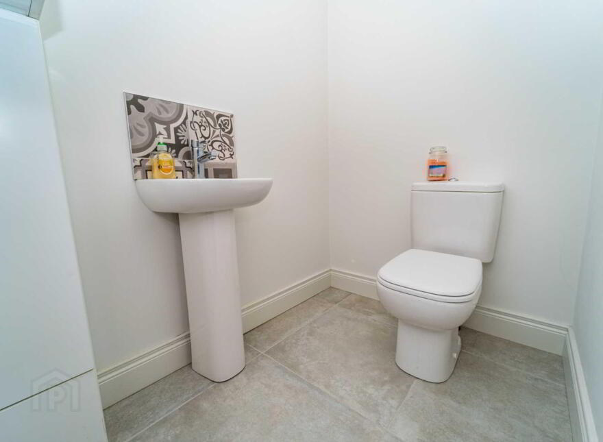 9 Meadow Place, Lisburn, BT28 3JQ