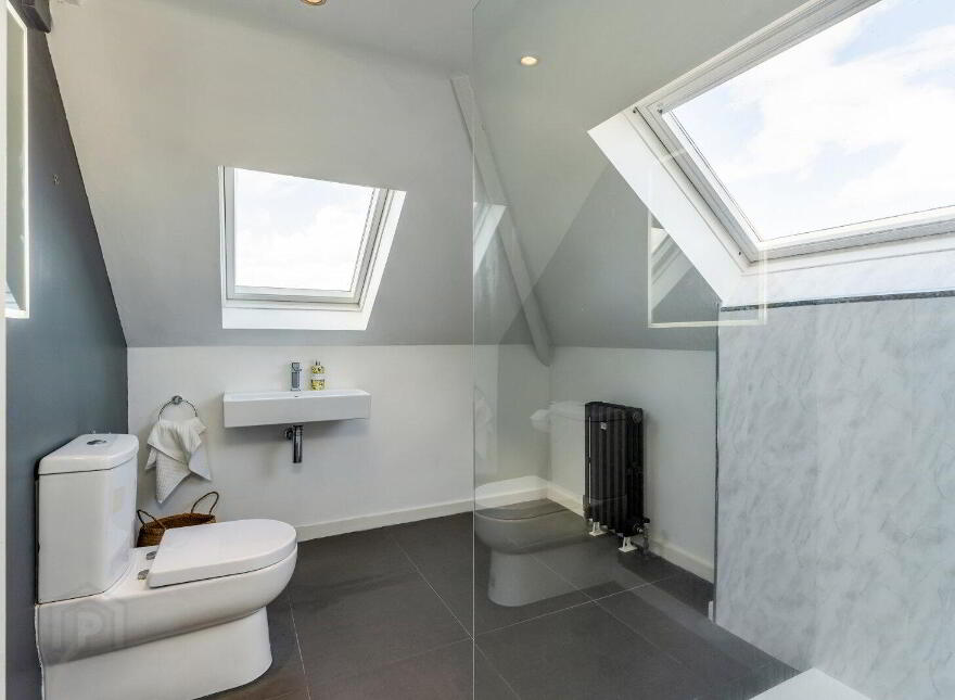 43 Clifton Road, Bangor, BT20 5HY