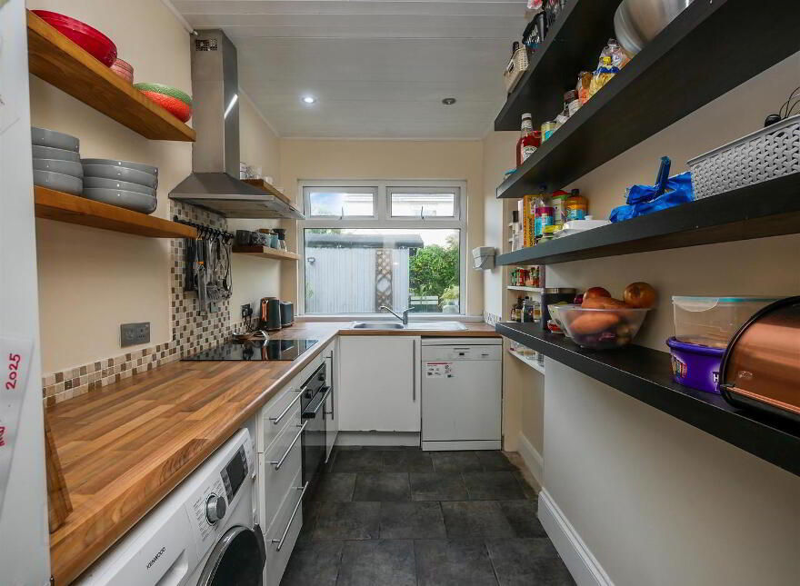30 Ardpatrick Gardens, Castlereagh Road, Belfast, BT6 9GF