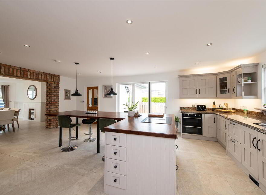51 Ballycruttle Road, Downpatrick, BT30 7AG
