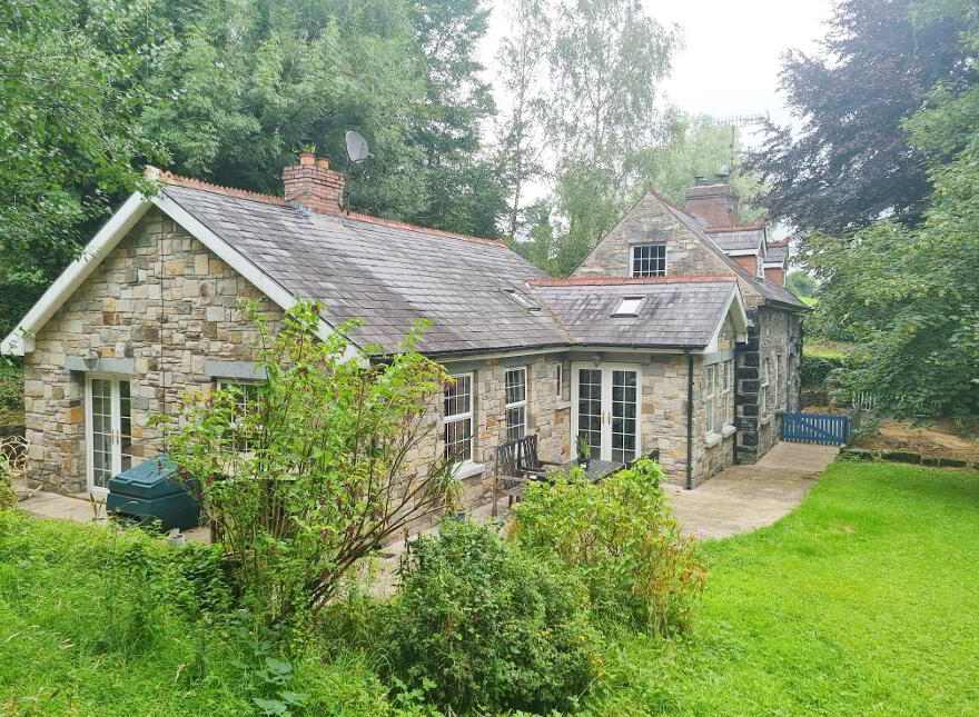 Clonkirk, Stonebridge, Clones, H23X571 photo