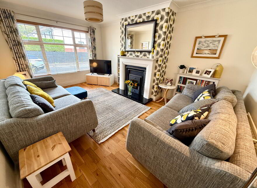 30 Thornhill Park, Culmore, Derry, BT48 8PB