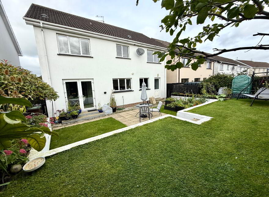30 Thornhill Park, Culmore, Derry, BT48 8PB