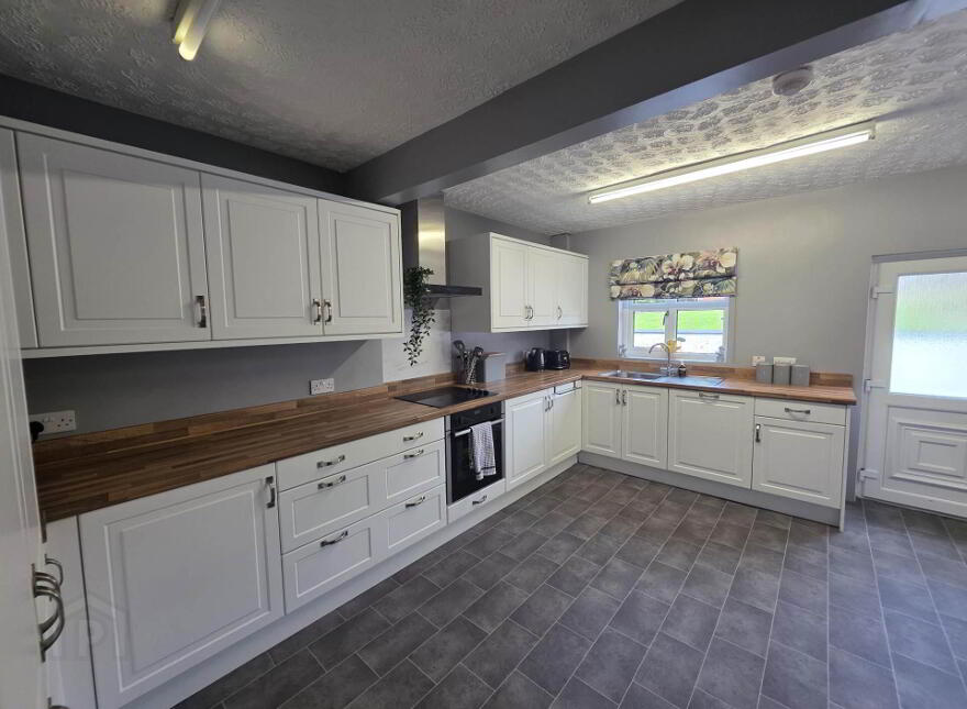 12 Riverview, Benburb, Dungannon, BT71 7LB