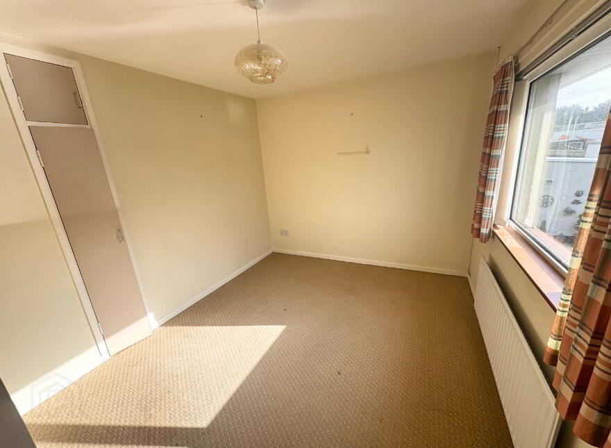 8 Aghamore Park, Strathfoyle, Derry, BT47 6XF