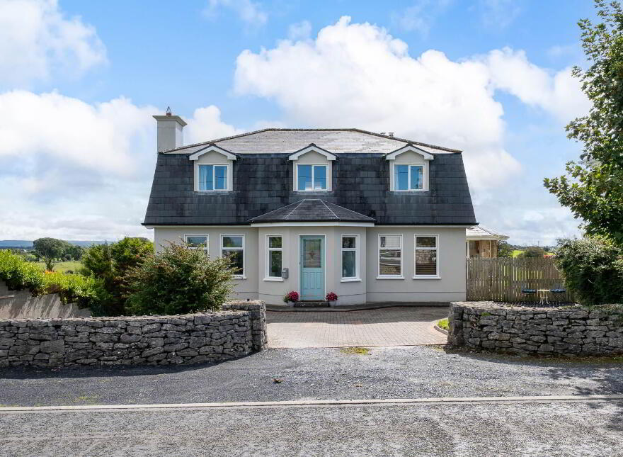 Renville, Treanlaur, Oranmore, Galway, H91WK0E