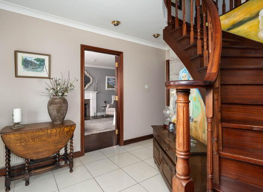 Renville, Treanlaur, Oranmore, Galway, H91WK0E