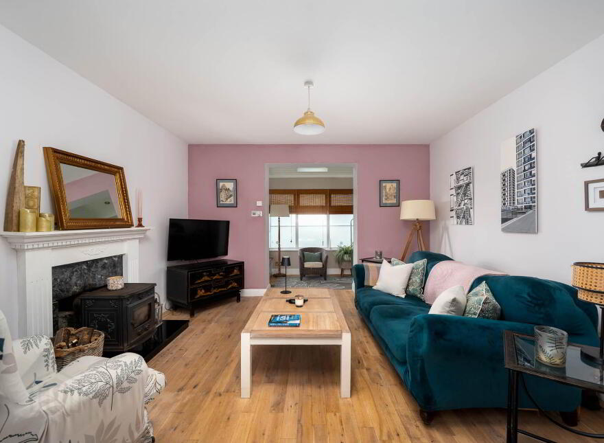 Renville, Treanlaur, Oranmore, Galway, H91WK0E