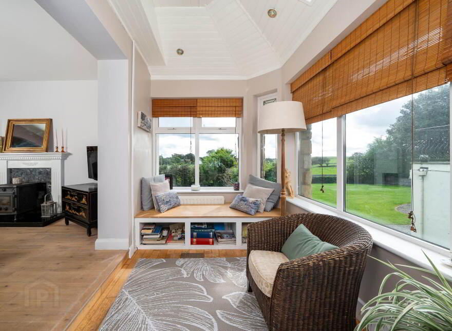 Renville, Treanlaur, Oranmore, Galway, H91WK0E