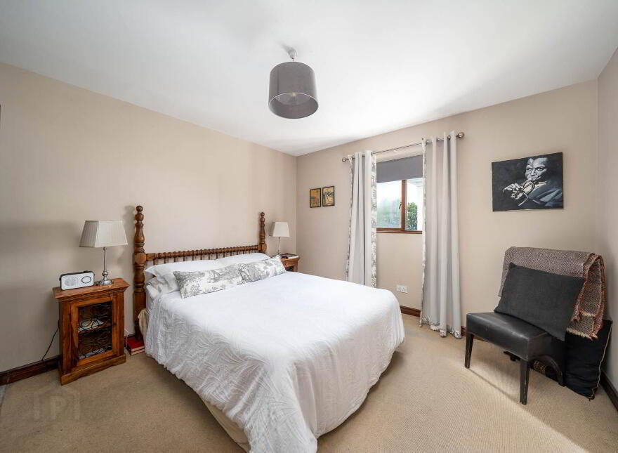 Renville, Treanlaur, Oranmore, Galway, H91WK0E