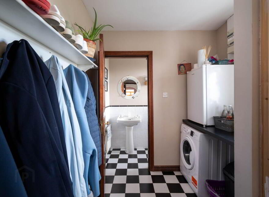 Renville, Treanlaur, Oranmore, Galway, H91WK0E