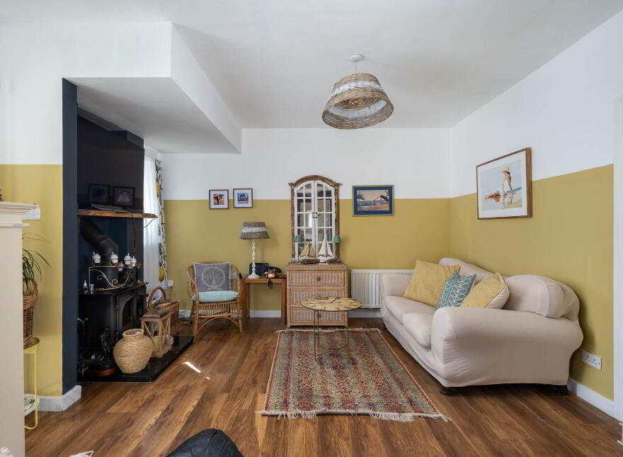 Renville, Treanlaur, Oranmore, Galway, H91WK0E