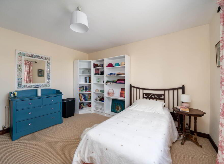 Renville, Treanlaur, Oranmore, Galway, H91WK0E