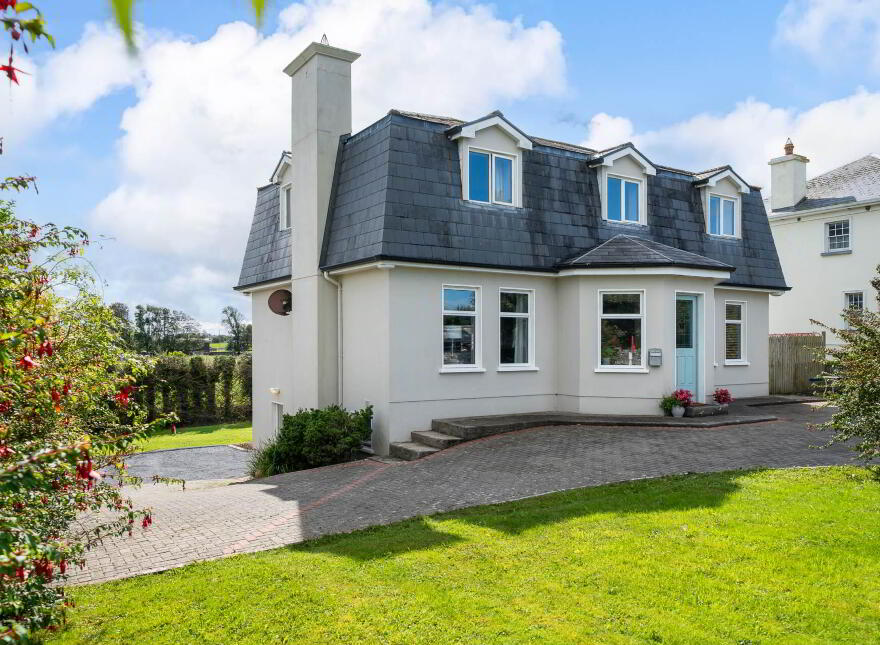 Renville, Treanlaur, Oranmore, Galway, H91WK0E