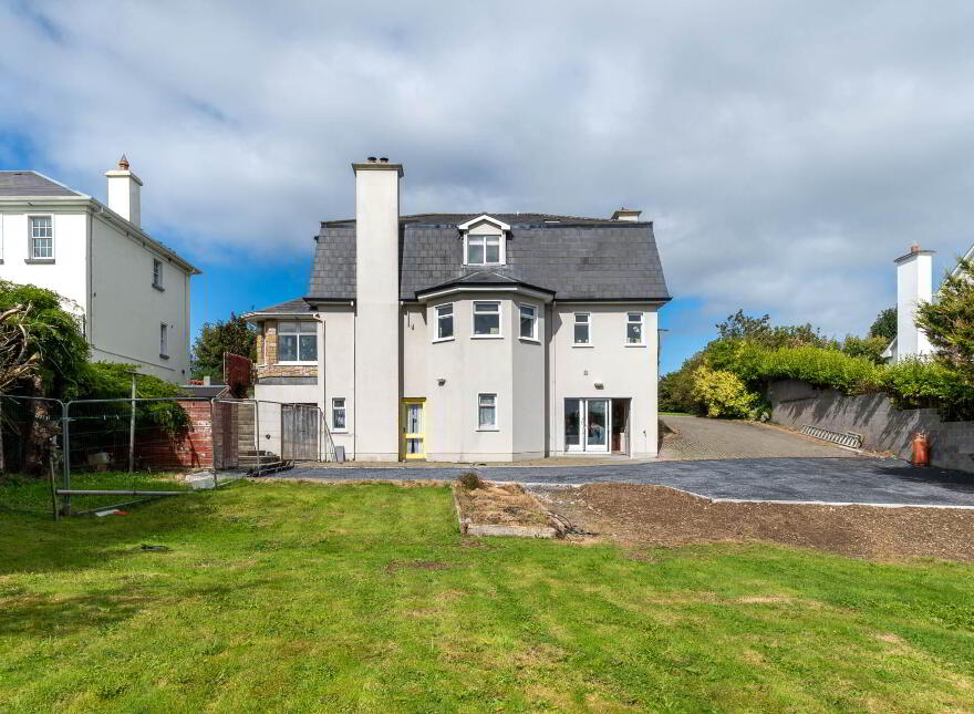 Renville, Treanlaur, Oranmore, Galway, H91WK0E