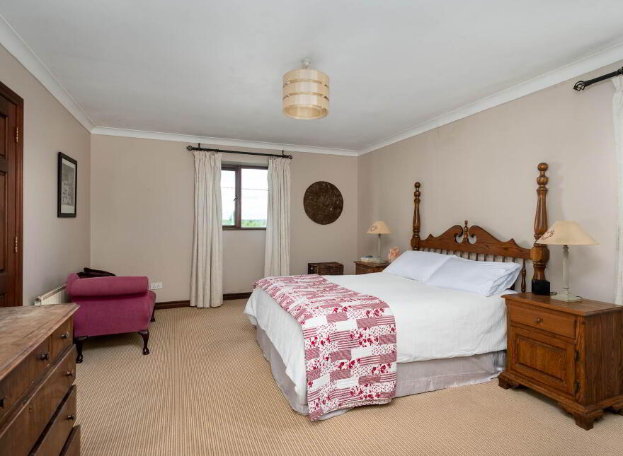 Renville, Treanlaur, Oranmore, Galway, H91WK0E
