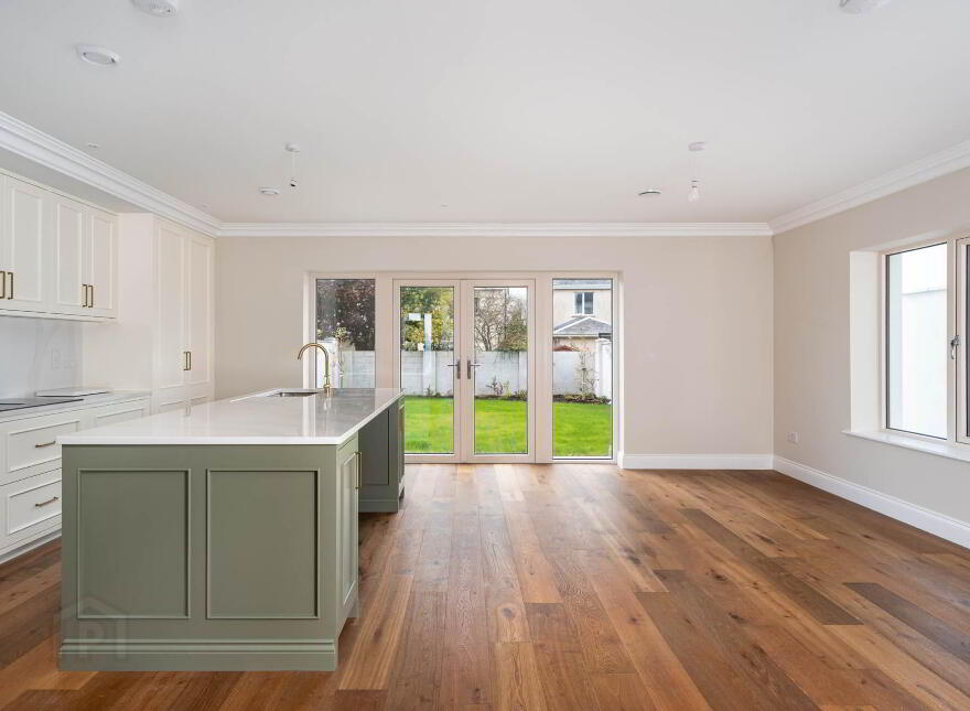 6 Cúirt Vesey, Oranmore, H913H79