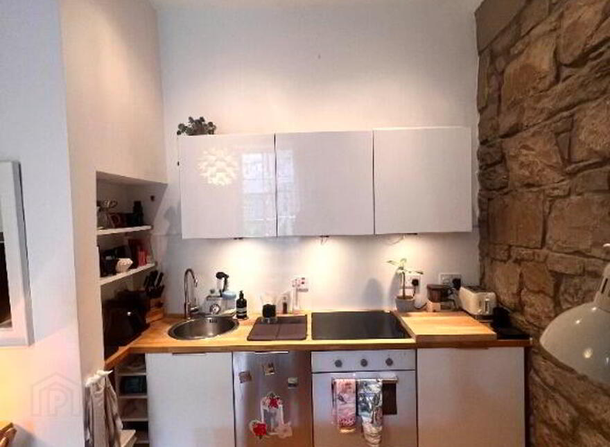 16 Edinburgh, Edinburgh, EH3 5AJ