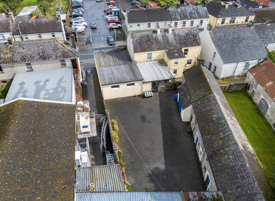 Main Street, Ferbane, R42DK49