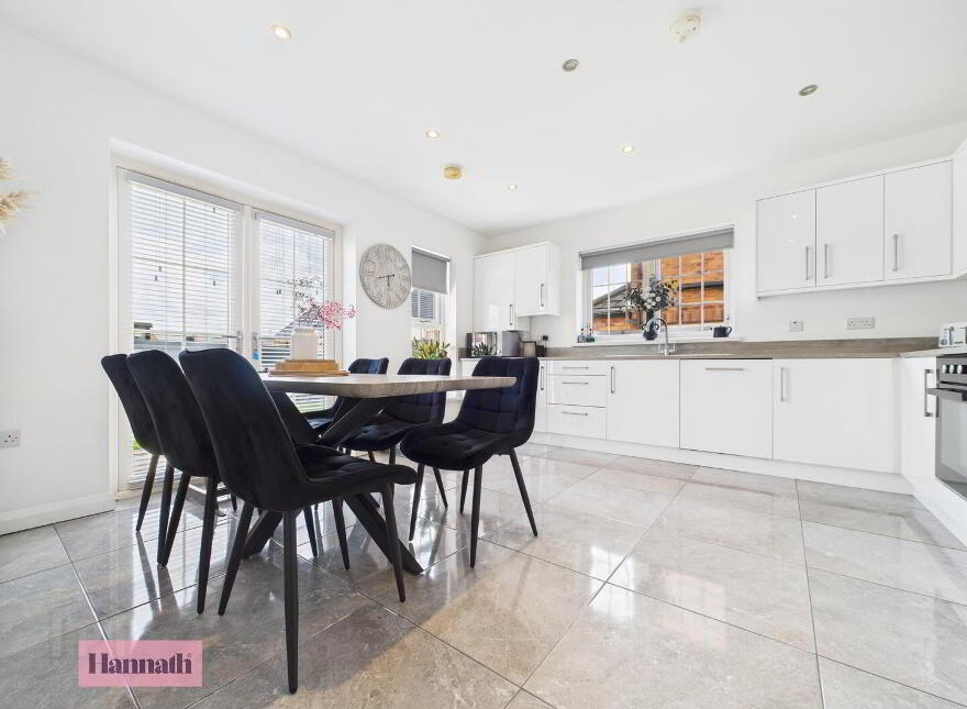 15 Old Mill Race, Tandragee, Craigavon, BT62 2FE