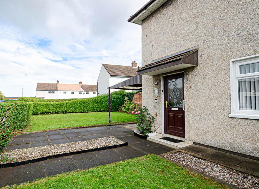 92 Clonduff Drive, Belfast, BT6 9NT