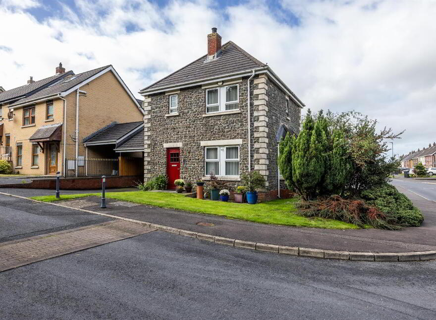 1 Alderley Crescent, Newtownabbey, BT36 7WY photo