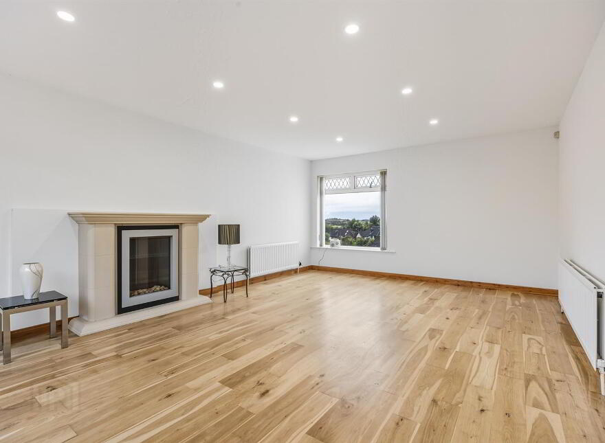 18 Ferndene Road, Dundonald, Belfast, BT16 2EW
