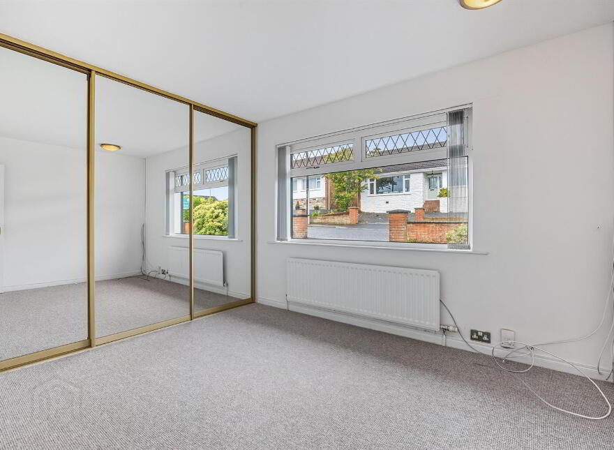 18 Ferndene Road, Dundonald, Belfast, BT16 2EW