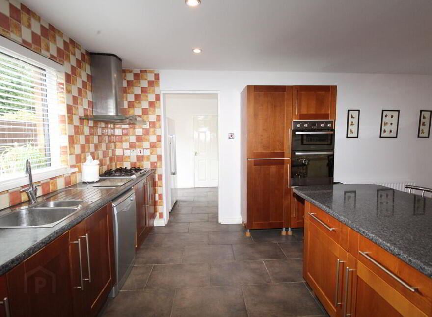 5 Serpentine Road, Newtownabbey, BT36 7HA