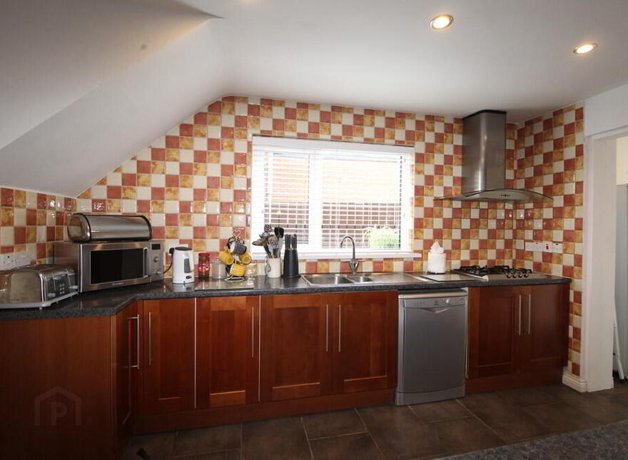 5 Serpentine Road, Newtownabbey, BT36 7HA