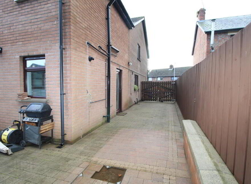 5 Serpentine Road, Newtownabbey, BT36 7HA