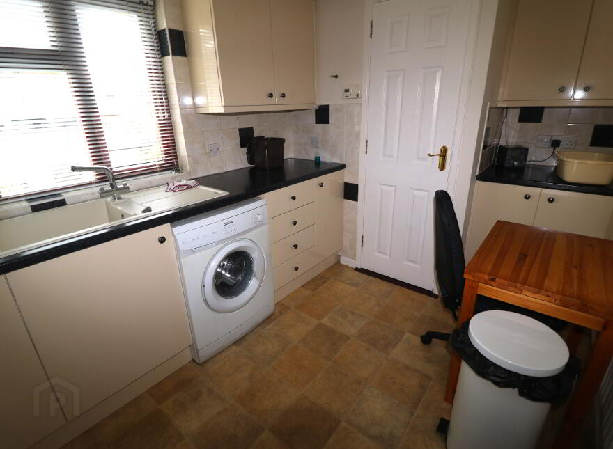 26c Glenshesk Drive, Ballymena, BT43 7AT