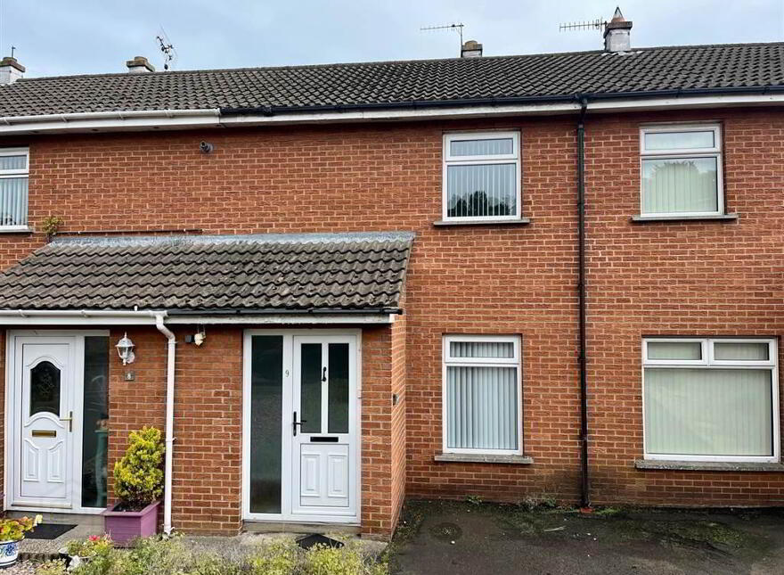 Ilse Court, Larne, BT40 3NT photo