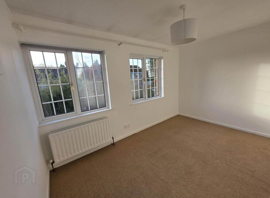10 Woodford Park, Armagh, BT60 2BB